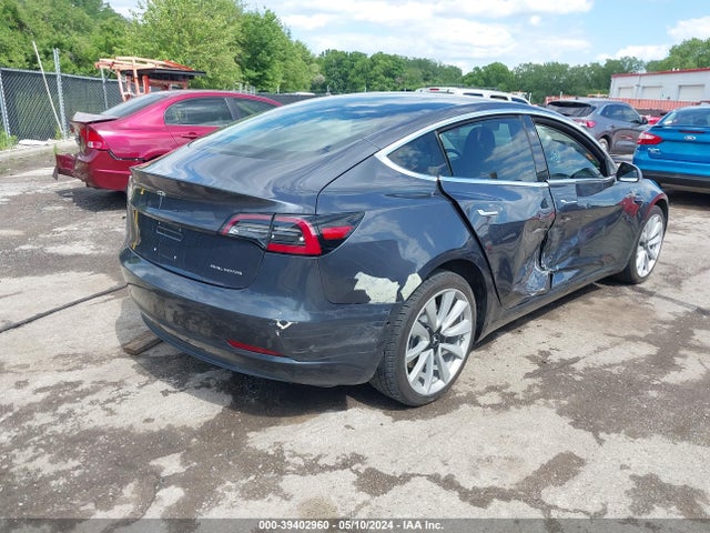 Tesla Model 3 Long Range/performance 2018 5YJ3E1EB7JF077000 Image 4