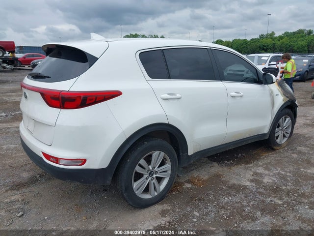 KIA Sportage Lx 2018 KNDPMCAC1J7398499 Image 4
