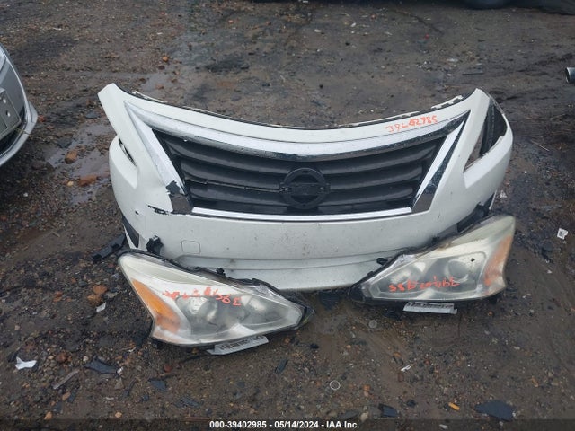 Nissan Altima 2.5 S 2015 1N4AL3AP0FC212810 Image 12