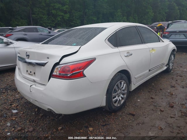 Nissan Altima 2.5 S 2015 1N4AL3AP0FC212810 Image 4