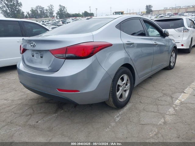 Hyundai ELANTRA SE 2015 5NPDH4AE0FH572905 Image 4