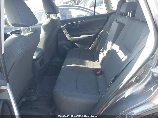 Toyota RAV4 LE 2019 JTMF1RFV9KJ008951 Image 8