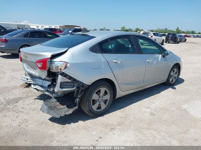 Chevrolet Cruze Ls Auto 2017 1G1BC5SMXH7218424 Image 4