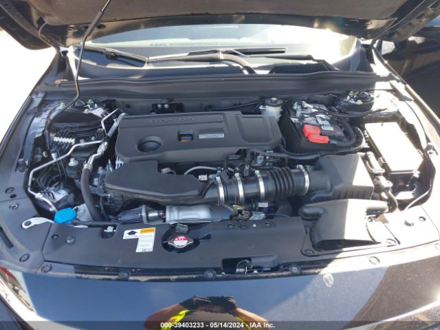 1HGCV2F94JA027960 Honda Accord Touring 2.0t