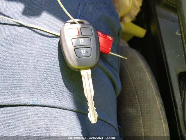 Toyota Rav4 Xle 2015 JTMWFREVXFJ041871 Image 11