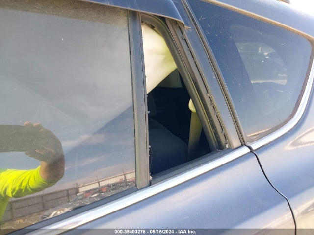Toyota Rav4 Xle 2015 JTMWFREVXFJ041871 Image 17