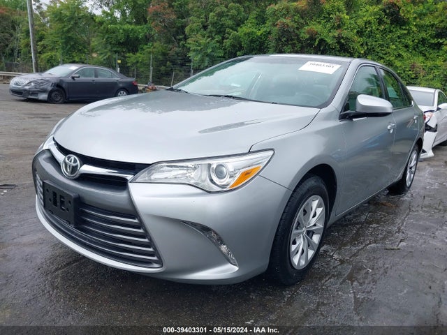 Toyota CAMRY LE 2016 4T4BF1FK1GR569028 Image 2