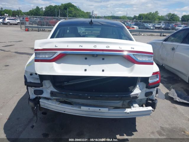 1LN6L9NP3L5607248 Lincoln Continental Reserve