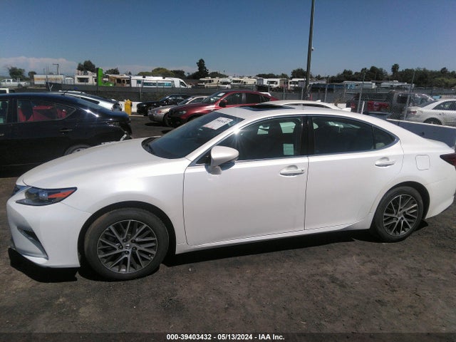 Lexus ES 350 2017 58ABK1GG9HU070228 Image 13