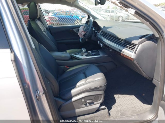 WA1LHAF76KD031100 Audi Q7 45 Premium