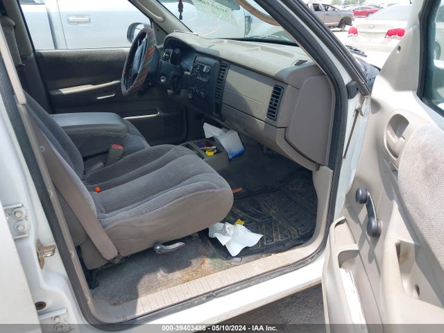 39403488 :رقم المزاد ، 1B7HG38N72S659166 vin ، 2002 Dodge Dakota Sport مزاد بيع