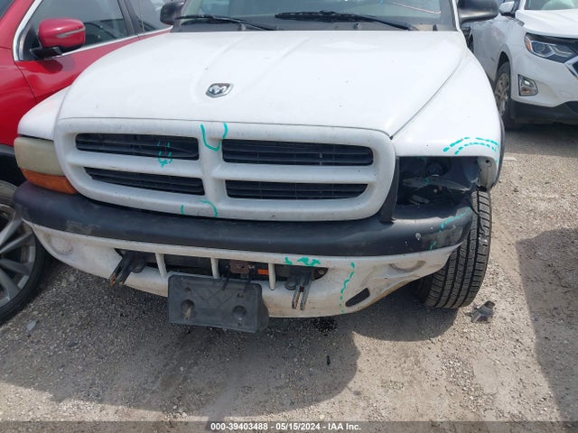 39403488 :رقم المزاد ، 1B7HG38N72S659166 vin ، 2002 Dodge Dakota Sport مزاد بيع