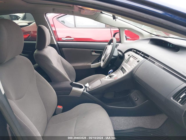 Toyota Prius Three 2015 JTDKN3DU0F1929097 Image 5