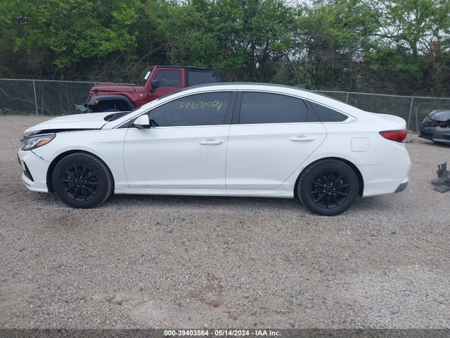 Hyundai SONATA SE 2018 5NPE24AF9JH656762 Image 14