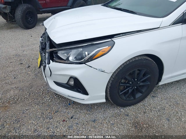 Hyundai SONATA SE 2018 5NPE24AF9JH656762 Image 18