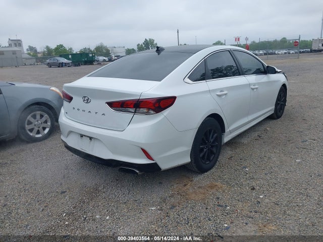 Hyundai SONATA SE 2018 5NPE24AF9JH656762 Image 4