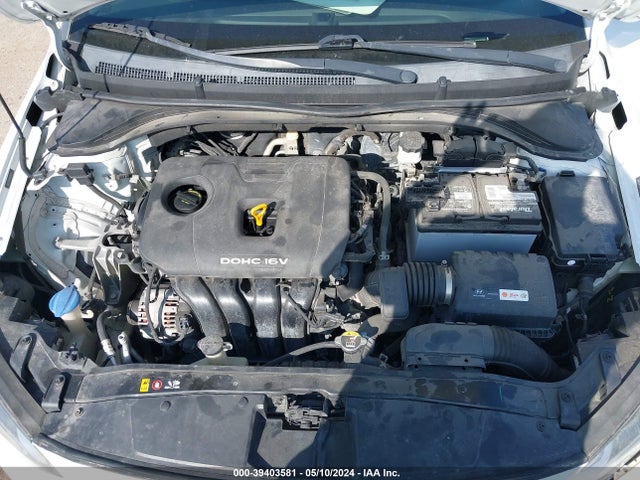 Hyundai ELANTRA SE 2017 5NPD74LF9HH192585 Image 10