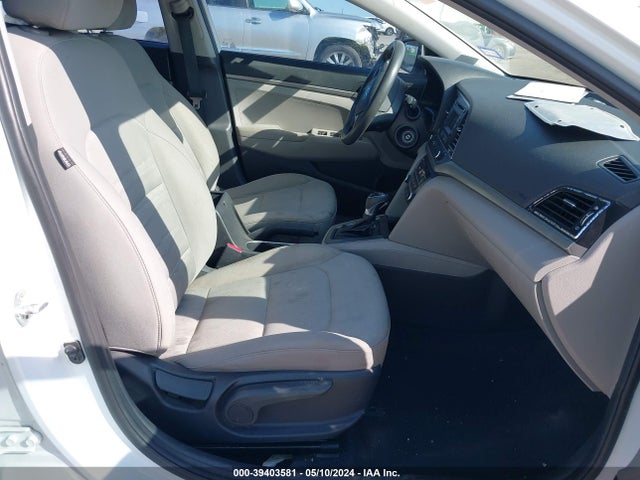 Hyundai ELANTRA SE 2017 5NPD74LF9HH192585 Image 5