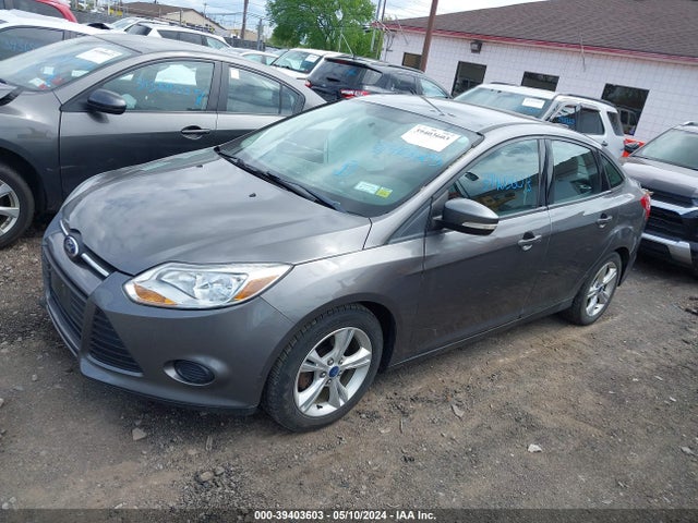 Ford FOCUS SE 2014 1FADP3F20EL286063 Image 2
