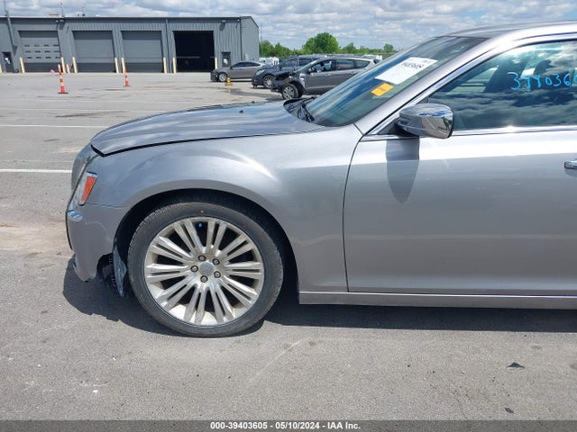Chrysler 300C 2014 2C3CCAEG6EH161900 Image 12