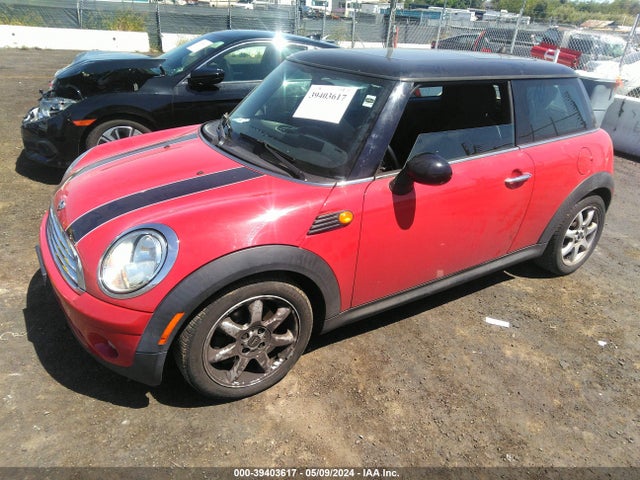 2009 MINI COOPER WMWMF33539TW73737 Photo 1