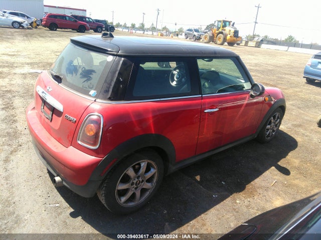 2009 MINI COOPER WMWMF33539TW73737 Photo 3