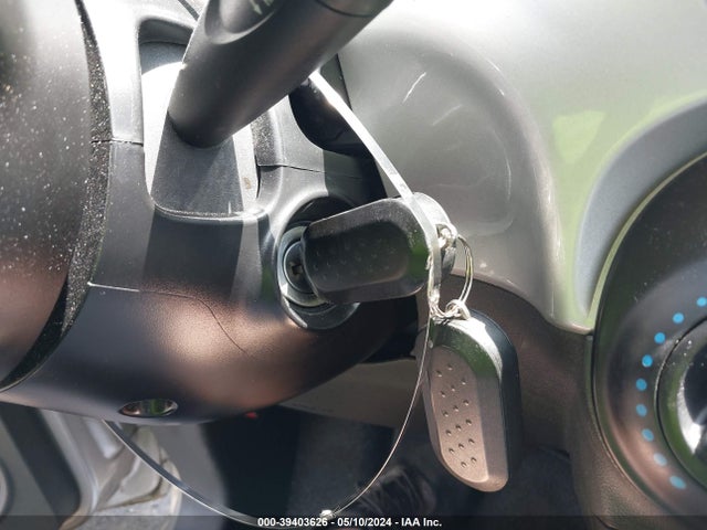 2013 FIAT 500 3C3CFFAR9DT526409 Photo 10