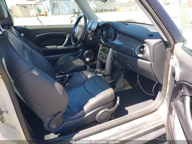 2004 MINI COOPER S WMWRE33464TD85805 Photo 4