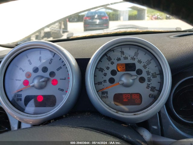 2004 MINI COOPER S WMWRE33464TD85805 Photo 6