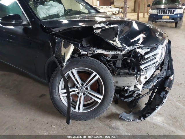 W1N0G8EB4LF781734 Mercedes-Benz Glc 300 4matic