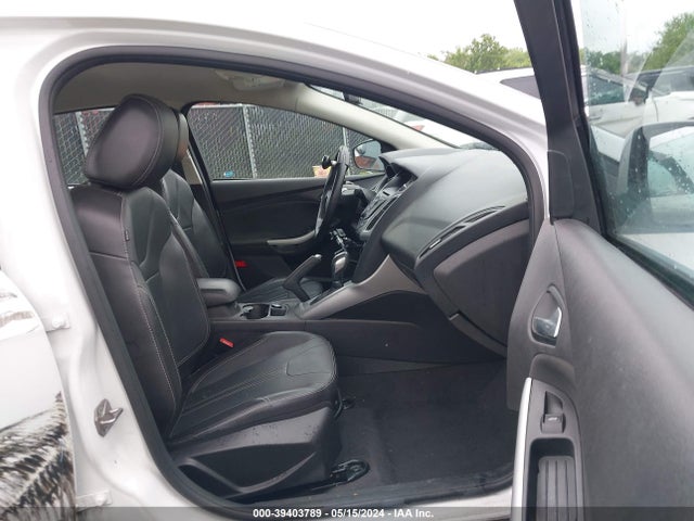 Ford FOCUS SE 2014 1FADP3F25EL307120 Image 5