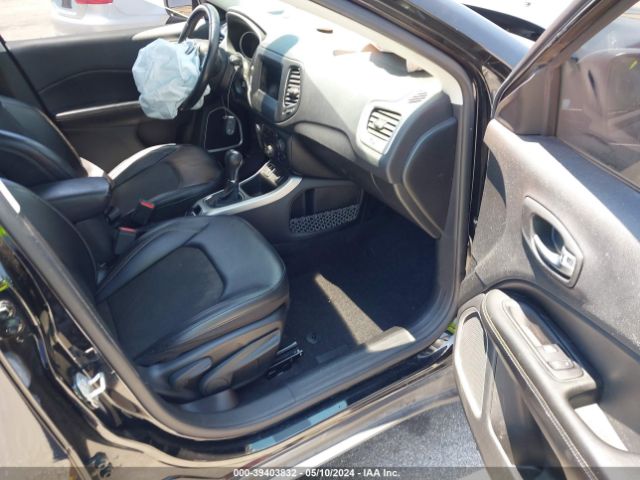 3C4NJCBB3LT247135 Jeep Compass Latitude Fwd