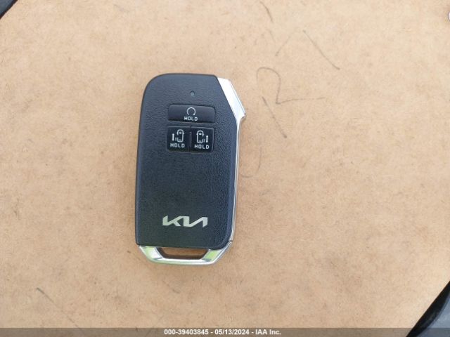 KNDNE5H32N6061230 KIA Carnival Mpv Sx Prestige