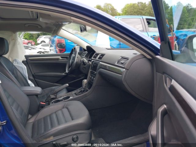 1VWCT7A3XHC015750 Volkswagen Passat 1.8t Sel Premium