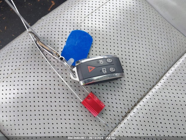 2009 JAGUAR XF SAJWA06B09HR00994 Photo 10