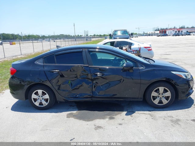 Chevrolet Cruze Ls Auto 2017 1G1BC5SM9H7244593 Image 13