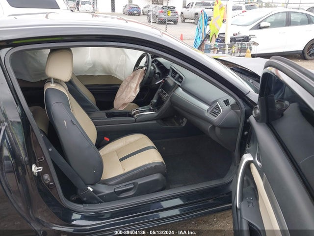 Honda Civic Touring 2016 2HGFC3B96GH352621 Image 5