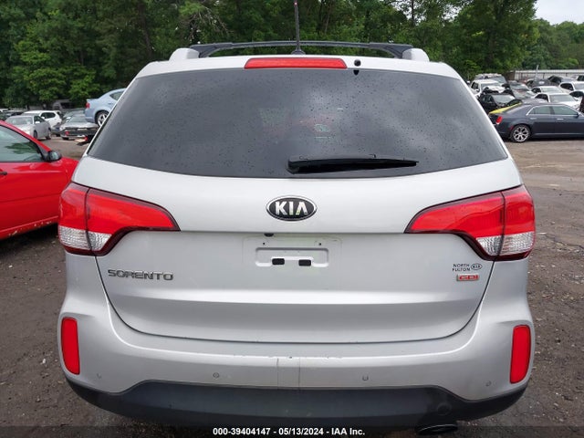 KIA SORENTO LX 2014 5XYKT4A6XEG489874 Image 17