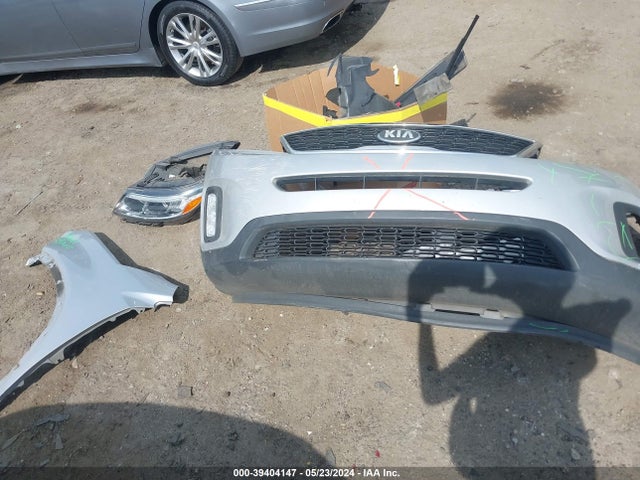 KIA SORENTO LX 2014 5XYKT4A6XEG489874 Image 12