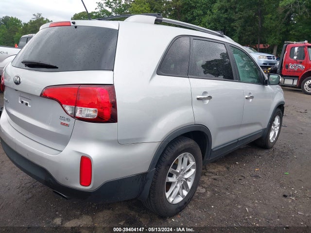 KIA SORENTO LX 2014 5XYKT4A6XEG489874 Image 4