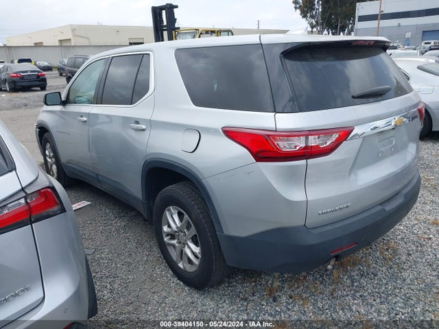 Chevrolet Traverse Ls 2019 1GNERFKW5KJ123264 Image 3