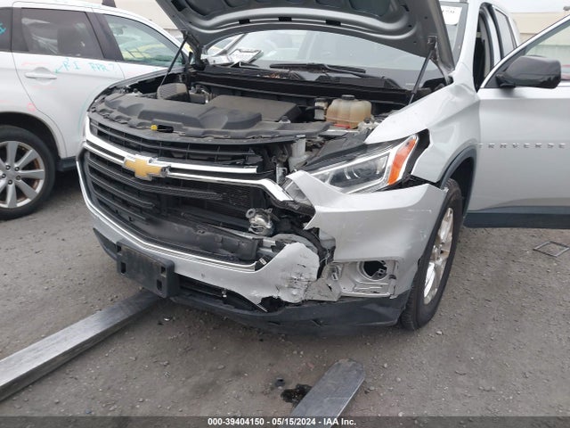 Chevrolet Traverse Ls 2019 1GNERFKW5KJ123264 Image 6