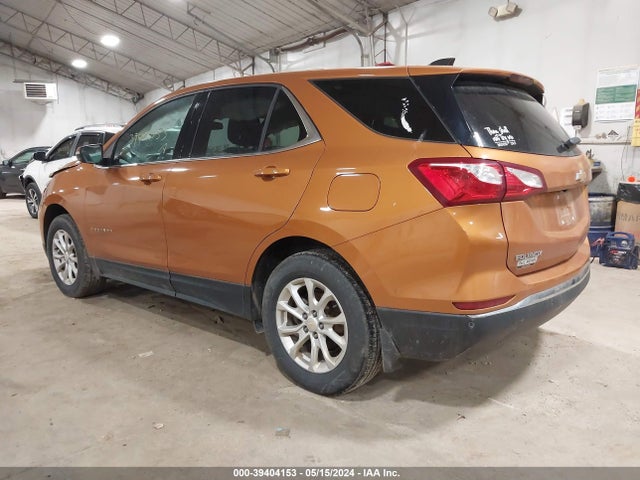 Chevrolet EQUINOX LT 2018 2GNAXSEV8J6201631 Image 3