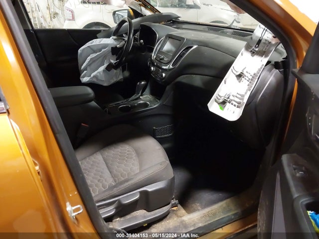 Chevrolet EQUINOX LT 2018 2GNAXSEV8J6201631 Image 5