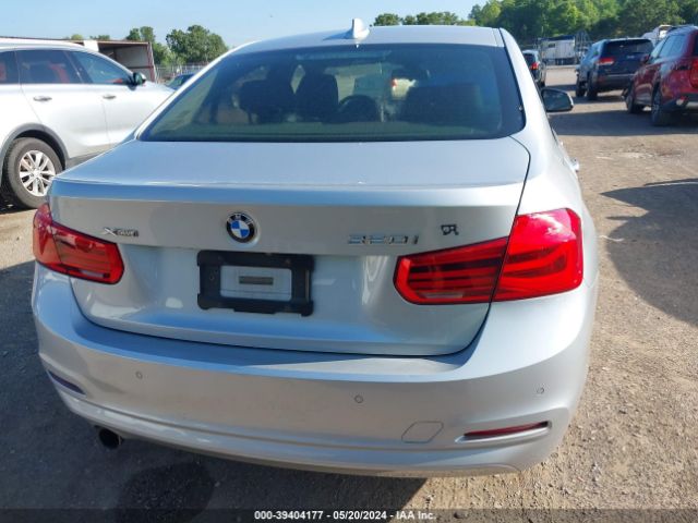 WBA8E5G58JNU46322 BMW 320i Xdrive