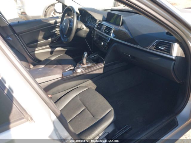 WBA8E5G58JNU46322 BMW 320i Xdrive