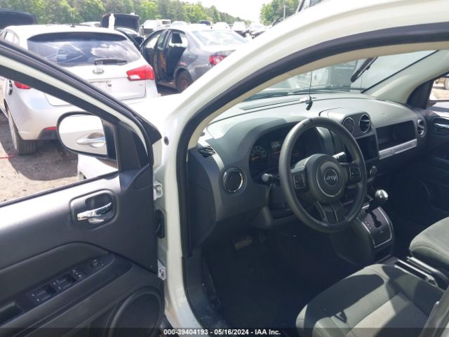 1C4NJCBA1ED777359 Jeep Compass Sport