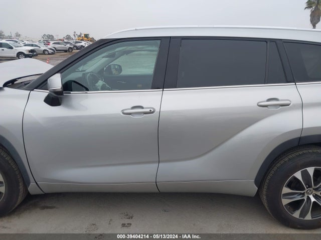 Toyota Highlander Xle 2020 5TDGZRAH8LS502527 Image 15