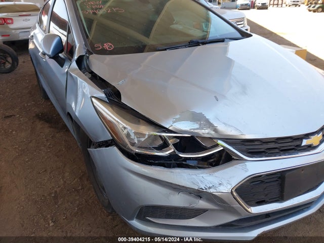 Chevrolet Cruze Ls Auto 2017 1G1BC5SM9H7127709 Image 6