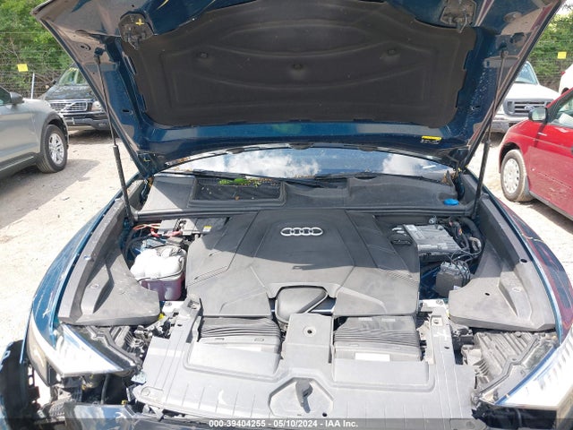 WA1FVAF14KD031758 Audi Q8 55 Premium